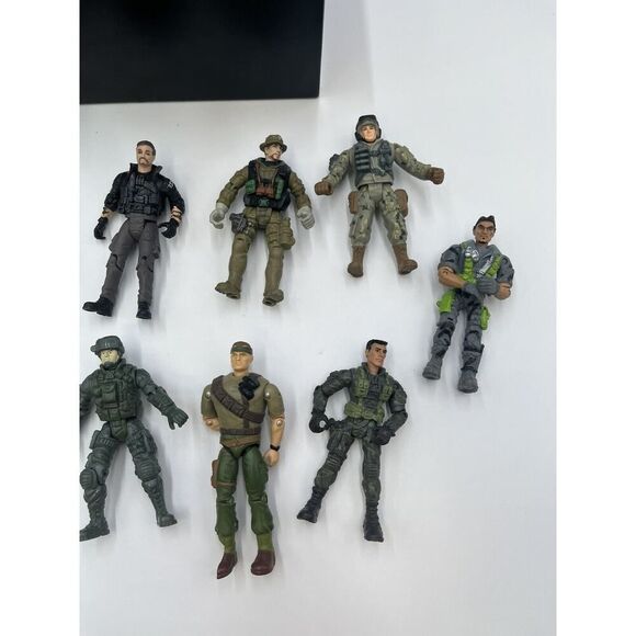 Lanard Mix Lot of Action Figure, accessories, helicopter Army Military & more! - Picture 6 of 11